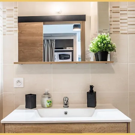 Apartment I De Gamme I *